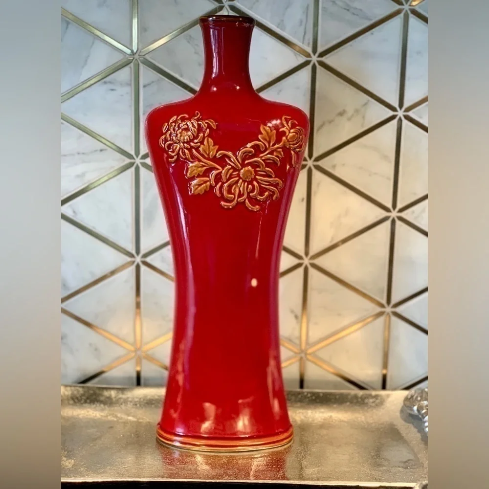 Oxblood Red Ceramic Glazed Vase Embossed Detail Oriental Asian Medium Curvy